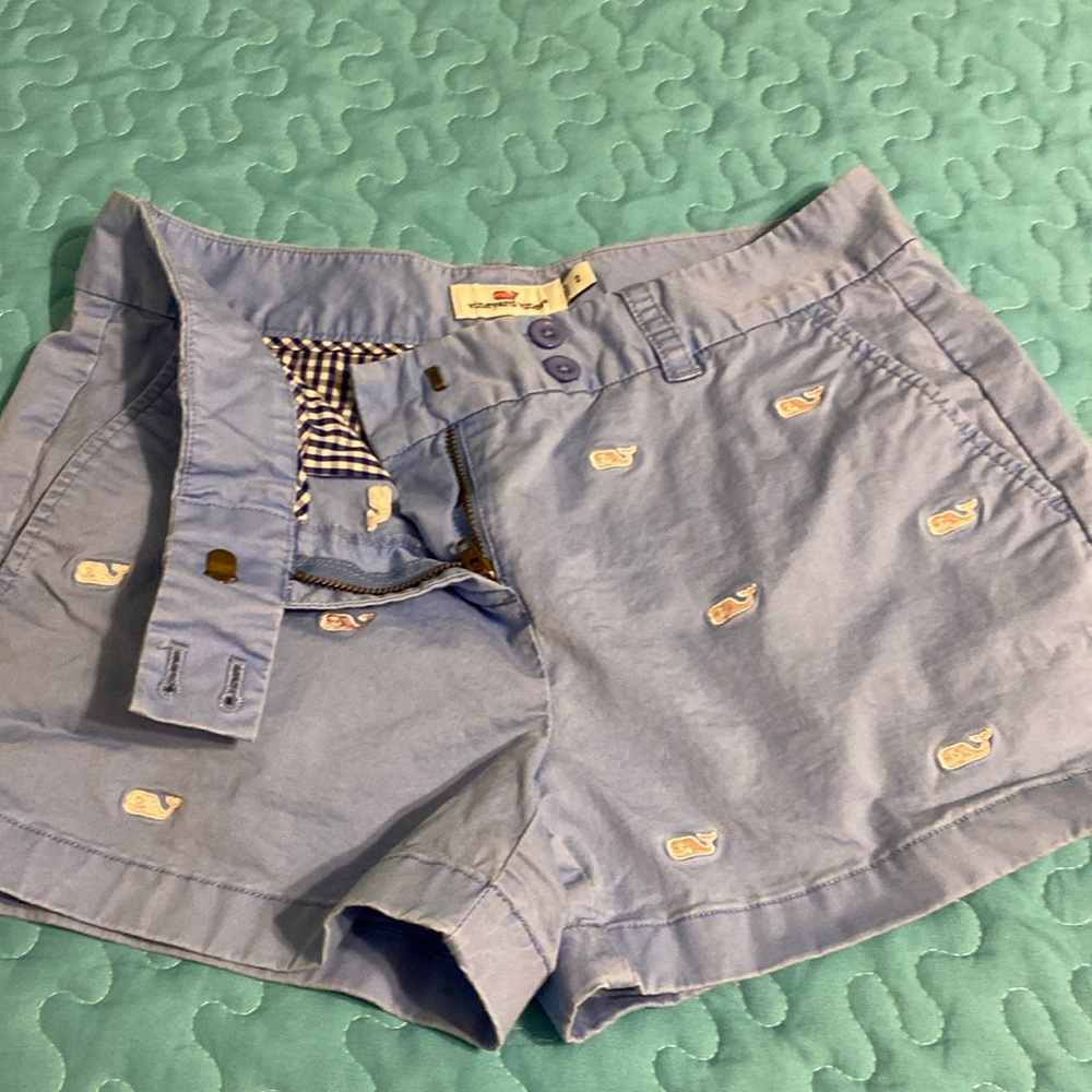 Vineyard Vines shorts